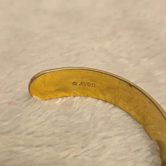 #442 Avon Gold Tone Aries Zodiac - Picture 3 of 4